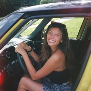 Meet your Posher, Julianna